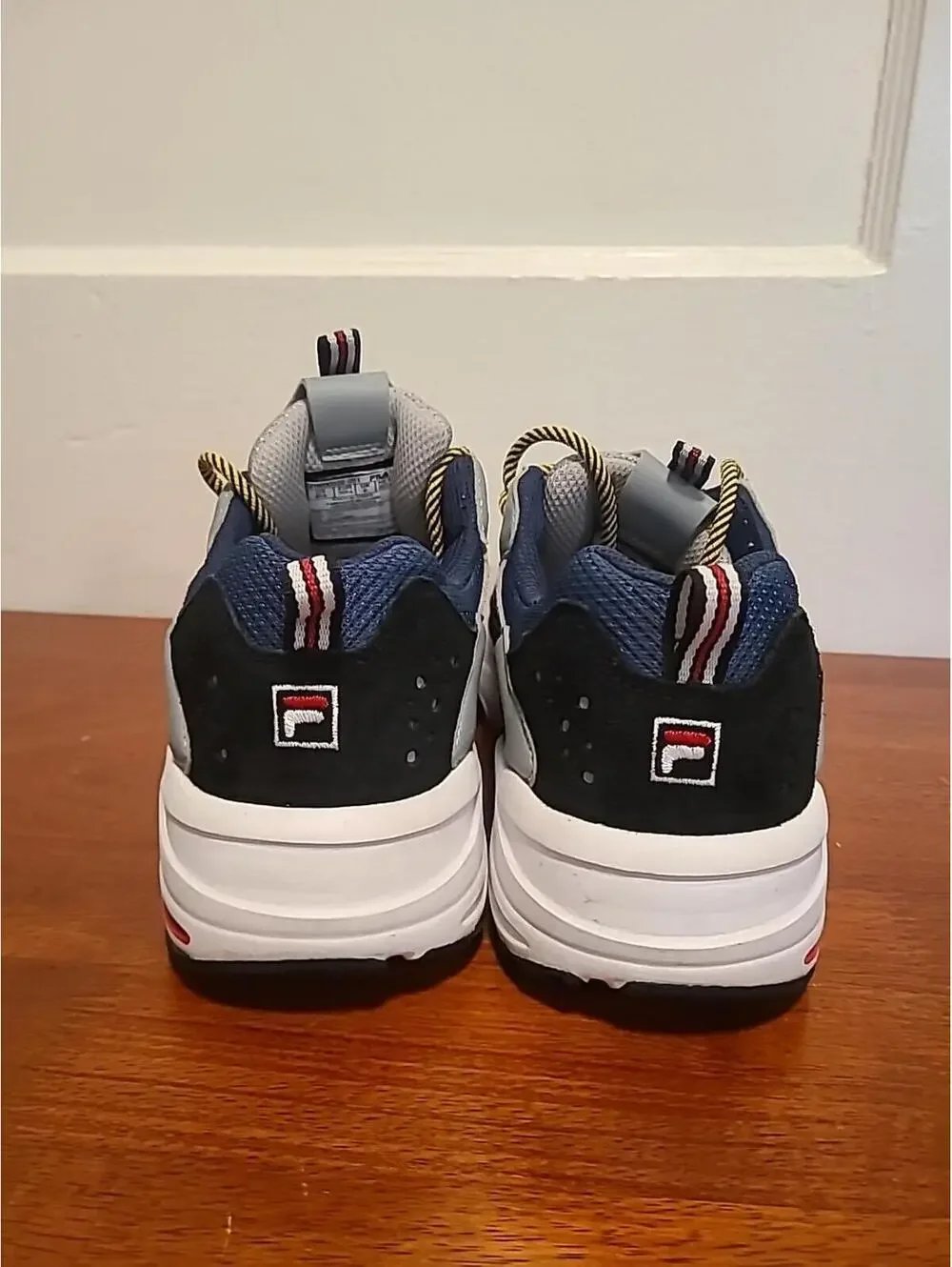 Fila Ray Tracer 5RM00532-051 Gray Casual Shoes Sneakers Size 8.5 Men's Good Cond - Picture 2 of 9